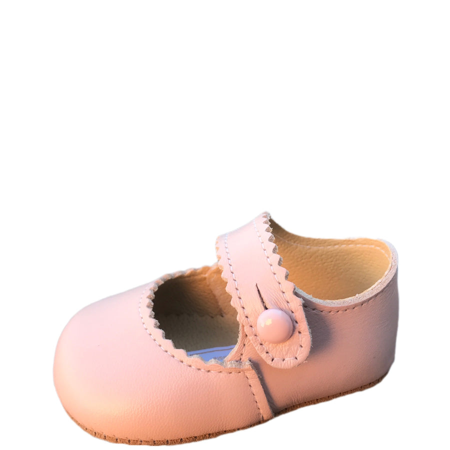Zapato bebé de piel rosa