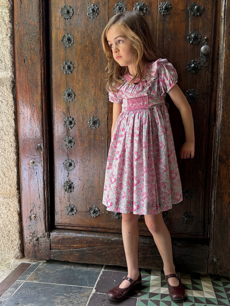 Vestido Smocking en su tela bebé