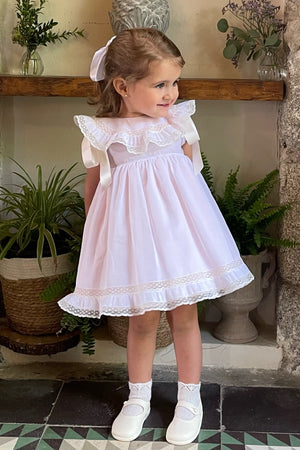 Vestido batista volante