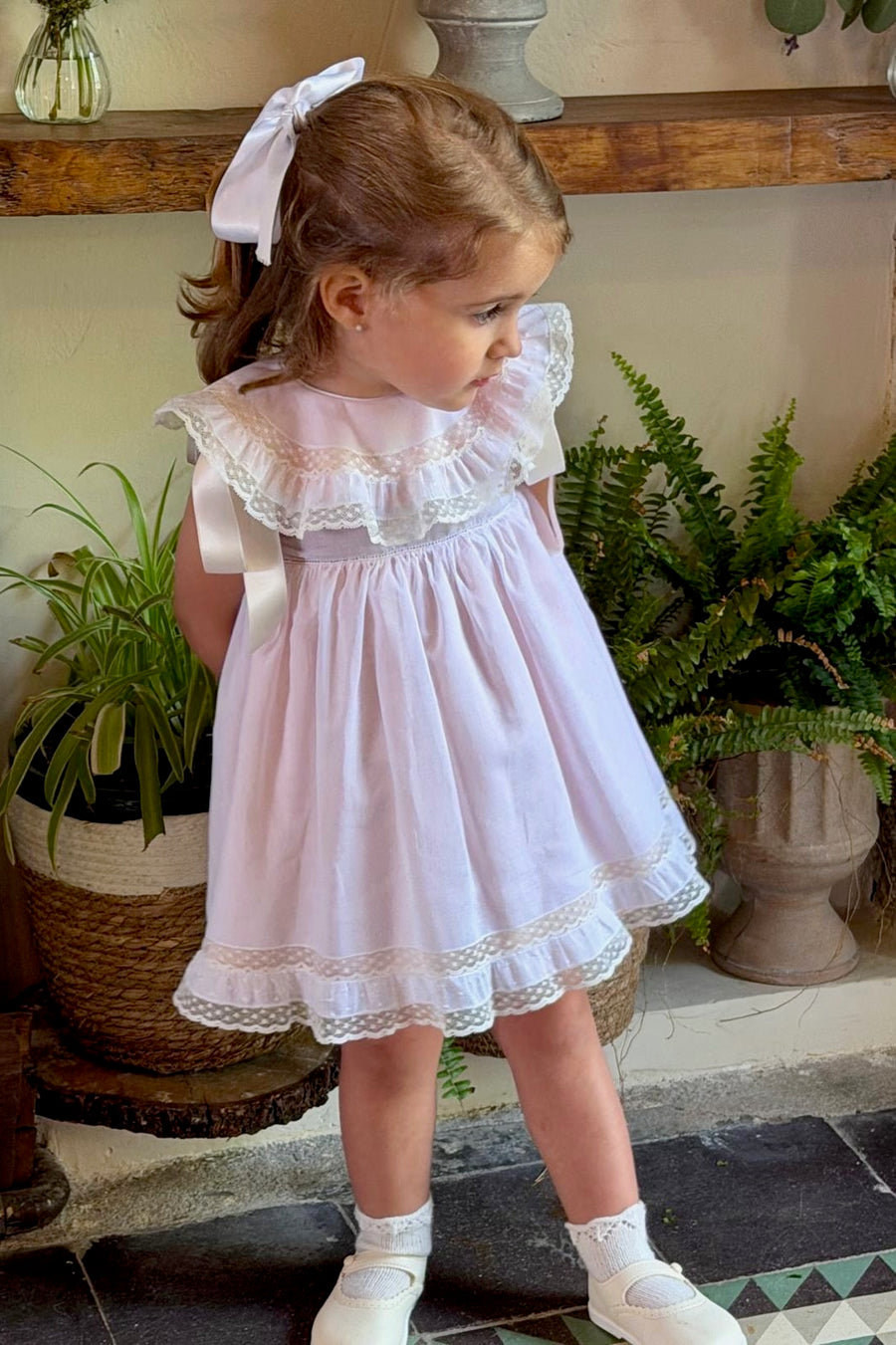 Vestido batista volante